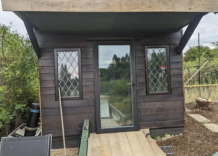 The Willow Cabin